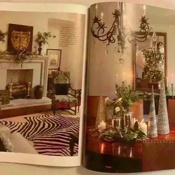 The Cottage Journal Holiday Home Magazine Elegant Interiors & Designs - Picture 3 of 4
